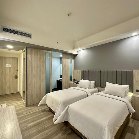 Sparks Life Jakarta, Artotel Curated Eksteriør bilde