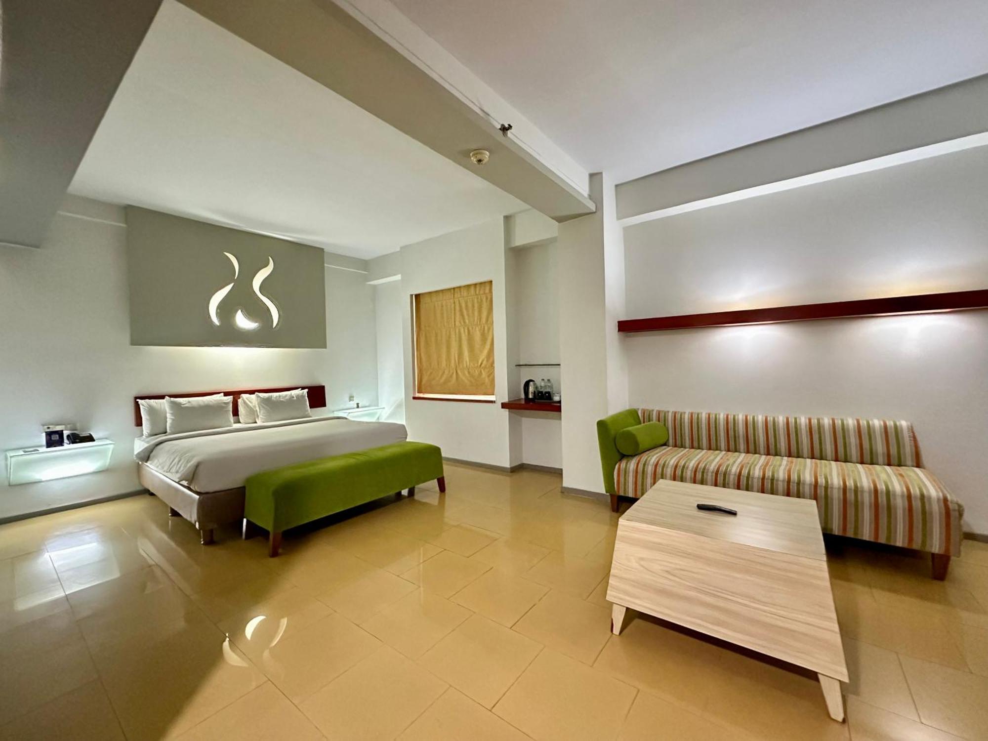 Sparks Life Jakarta, Artotel Curated Eksteriør bilde